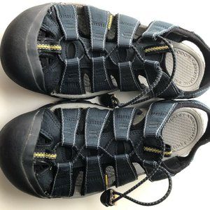 Keen's Outdoor Climbing Hiking Shoes Sandals 9.5